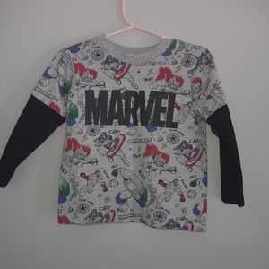 Marvel boy Sweatshirt  Size 2T 60% cotton modèle D